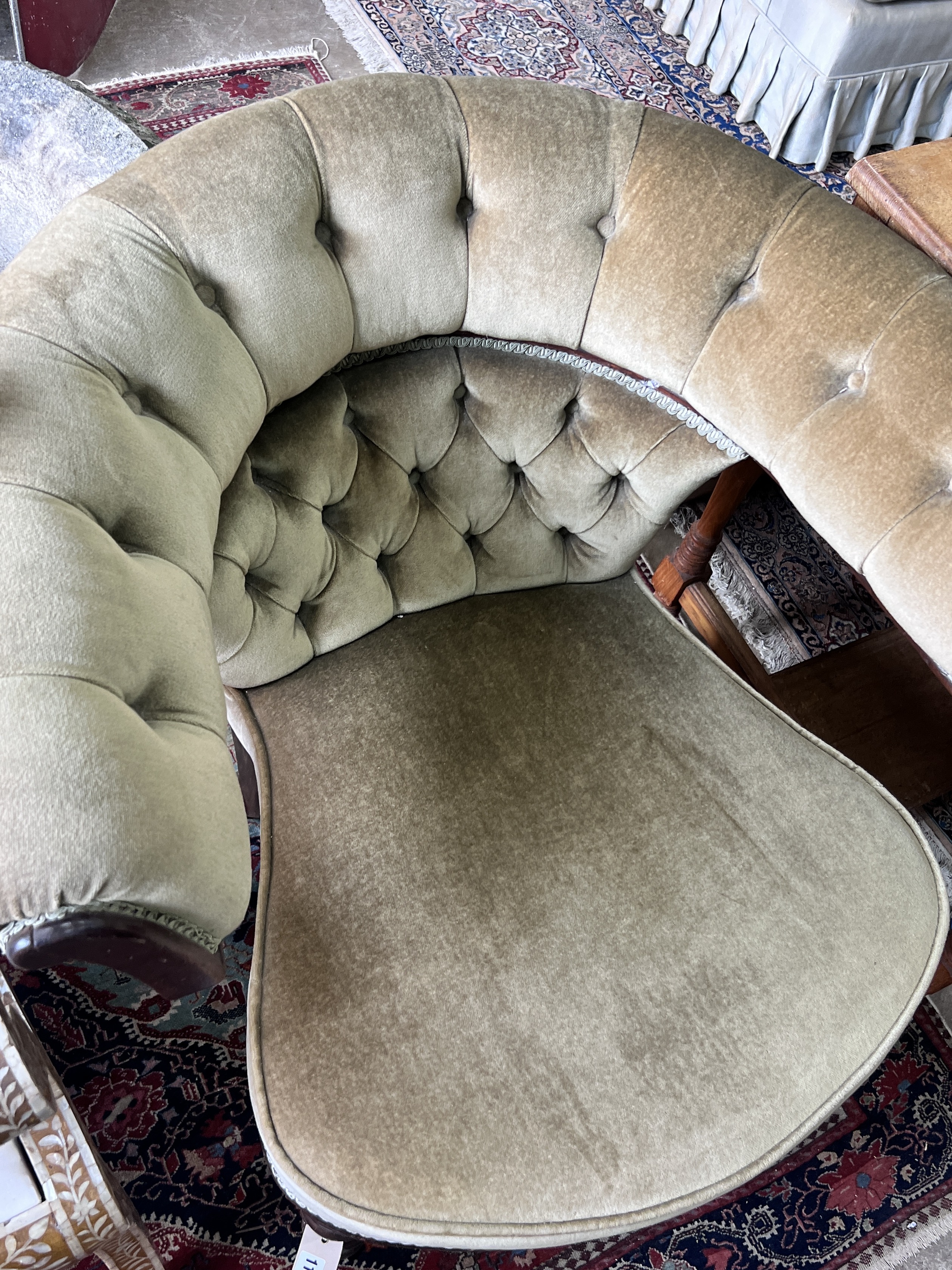 A William IV mahogany library chair, width 80cm, height 78cm